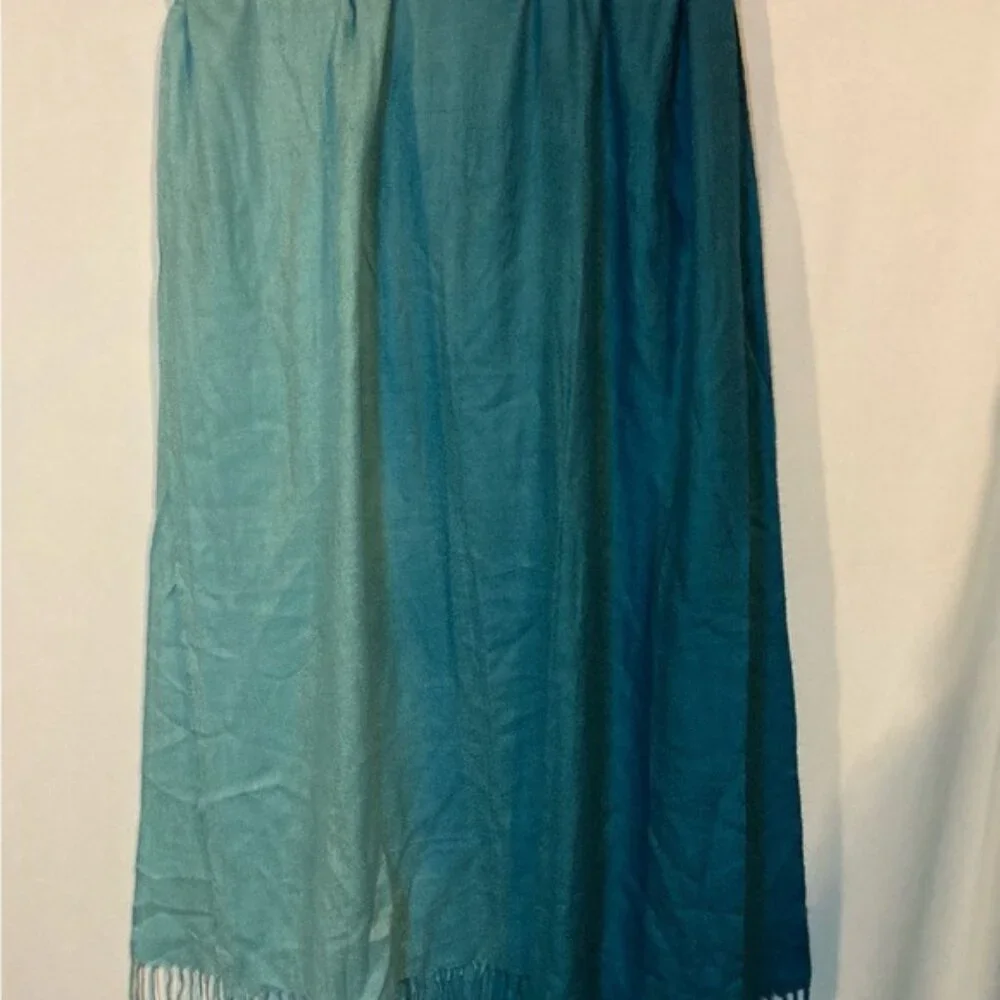 Rachael‎ Rose Blue Gradient Shawl Wrap 68x28 Inch Acrylic